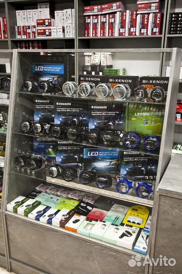 Автомобильное зарядное устройство для телефона