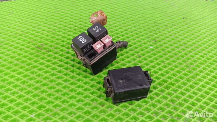 Блок предохранителей реле amulet a15