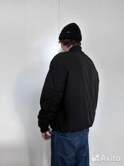 Бомбер bershka мужской