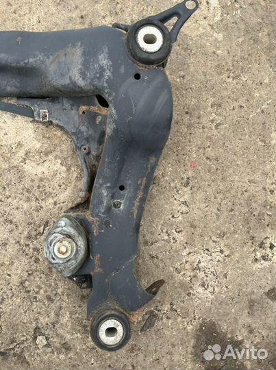 Подрамник передний Audi A6 C5