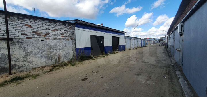 Гараж, > 30 м²