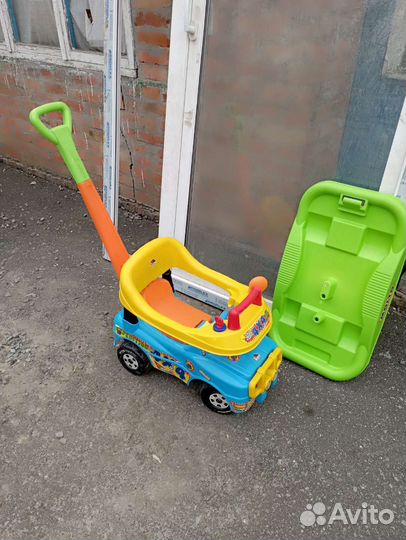 Машинка-каталка