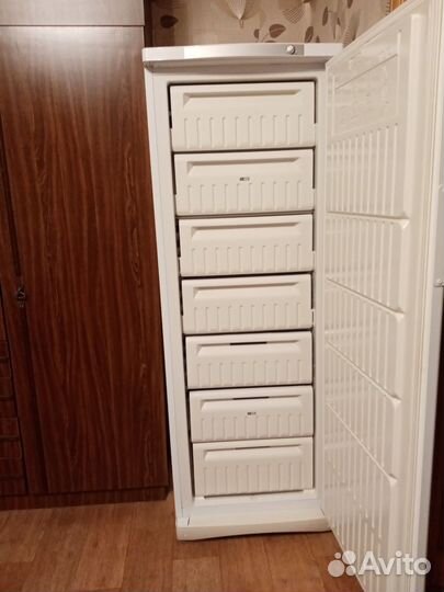 Морозильная камера indesit