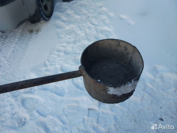 Черпак железный