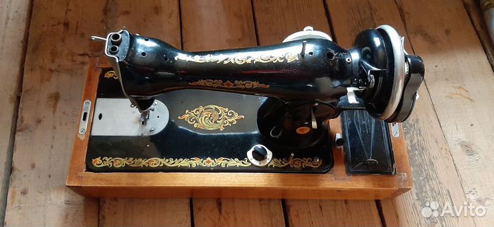 Швейная машина Подольск ручная