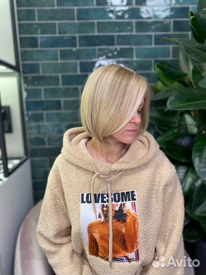 Парикмахер стилист total Blond