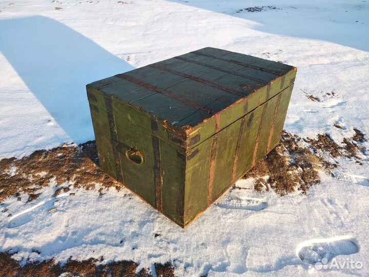 Сундук большой старинный