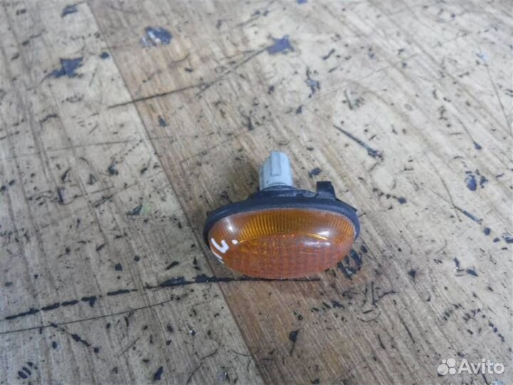 Повторитель поворота Hyundai Sonata IV (EF) 1998