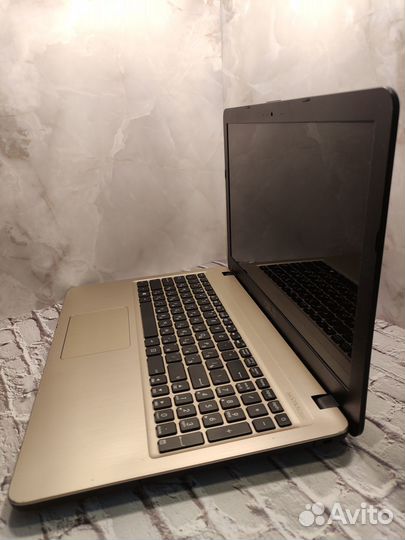 Игровой Аsus core i5/15.6