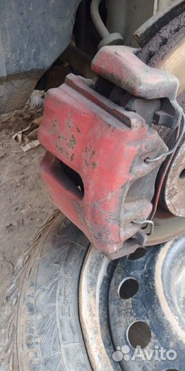 Суппорт передний сааб saab 9000