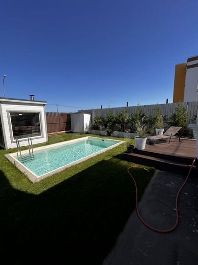 Дом 160 м² на участке 6 сот.