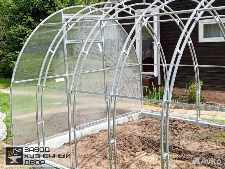 Теплица из поликарбоната