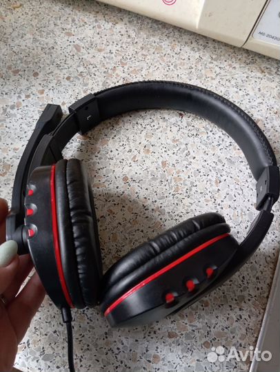 Проводные наушники под ремонт