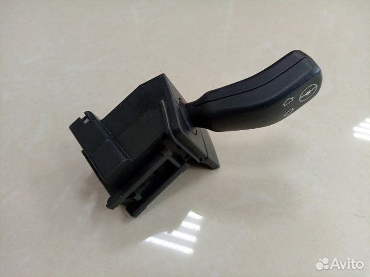 Подрулевой переключатель Bmw X5 E53 M62 2001