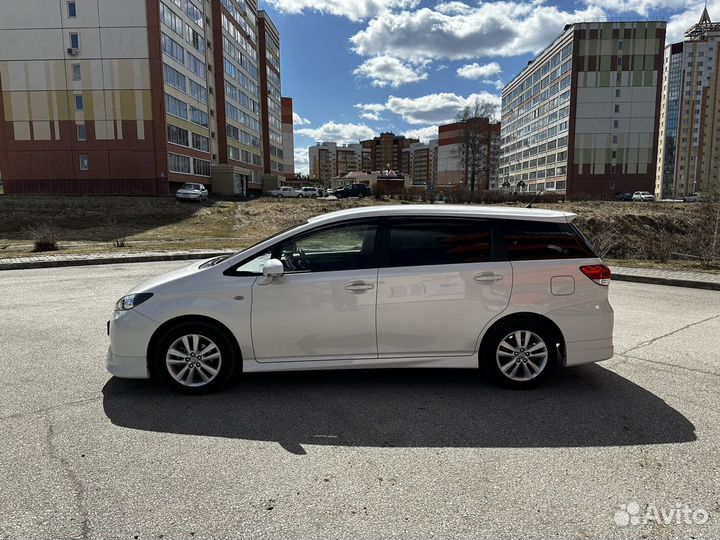 Toyota Wish 1.8 CVT, 2010, 110 000 км