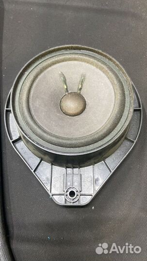 Динамик задний Cadillac Escalade 3