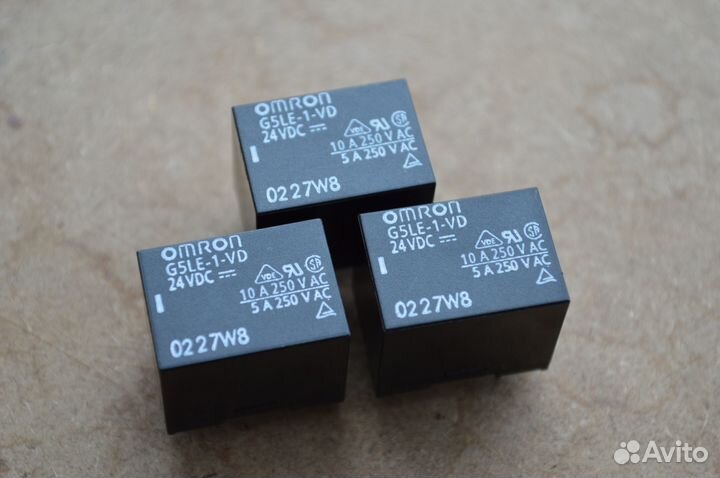 Реле Omron G5LE-1-VD, 24VDC, 15A/250VAC, лот 3шт