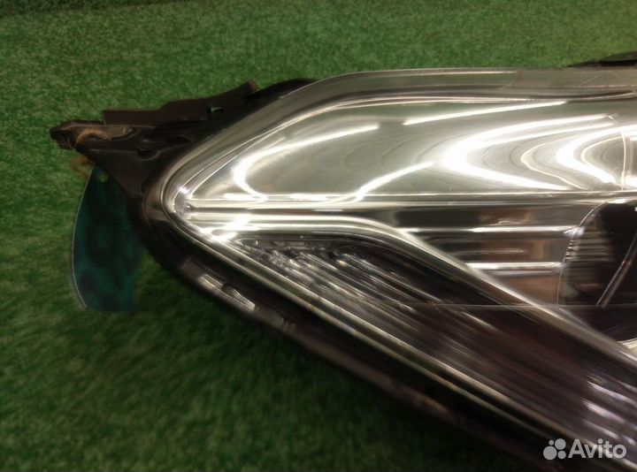 Фара правая Citroen C5 2 2008-н.в. 9672694080