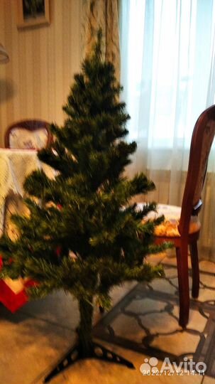 Искусственная новогодняя елка