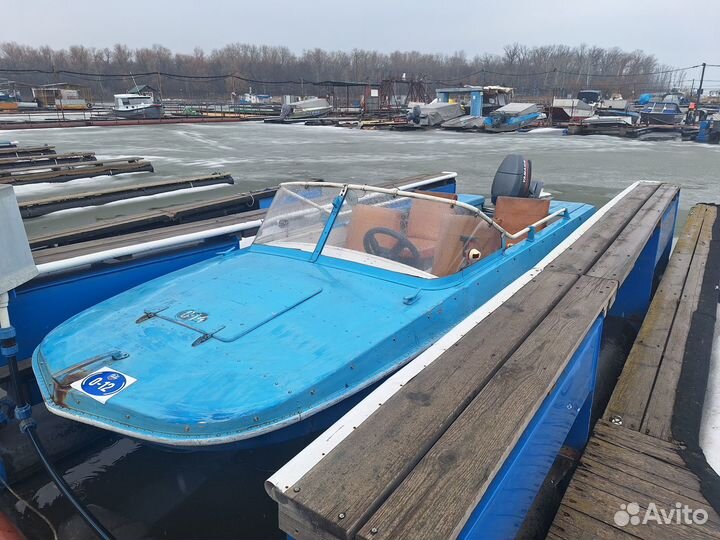 Лодка Обь 3 с мотором Yamaha 30 и подъемником