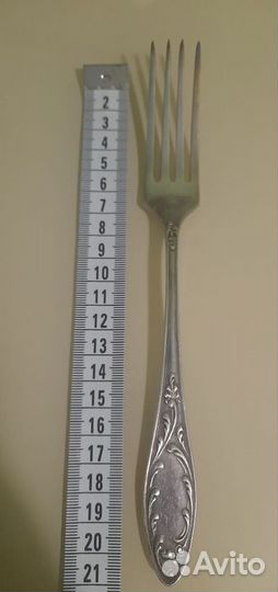 Набор столовых приборов мельхиор