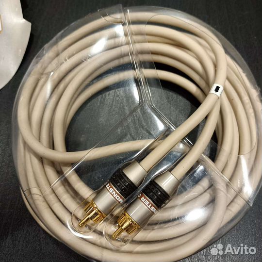 Monster Cable MB300 4 метра