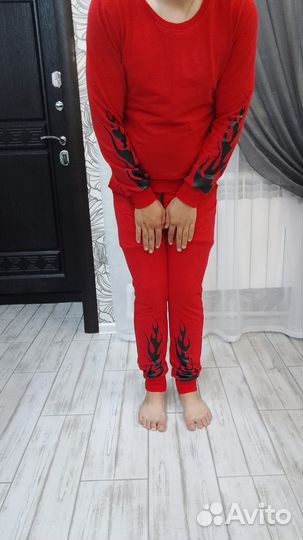 Спортивный костюм женский