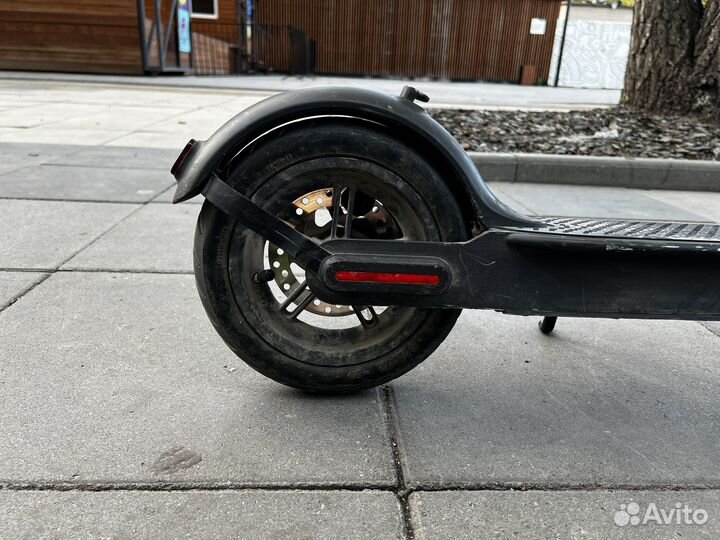 Электросамокат xiaomi m365 pro