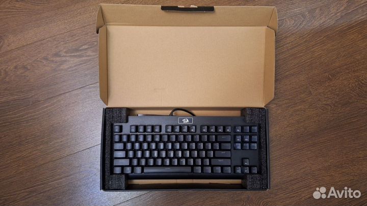 Игровая клавиатура Redragon Dark Avenger