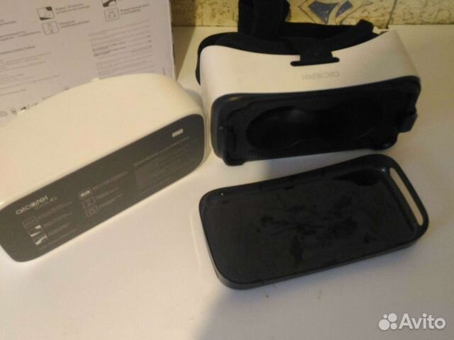 VR очки Alcatel для телефона 5,5"