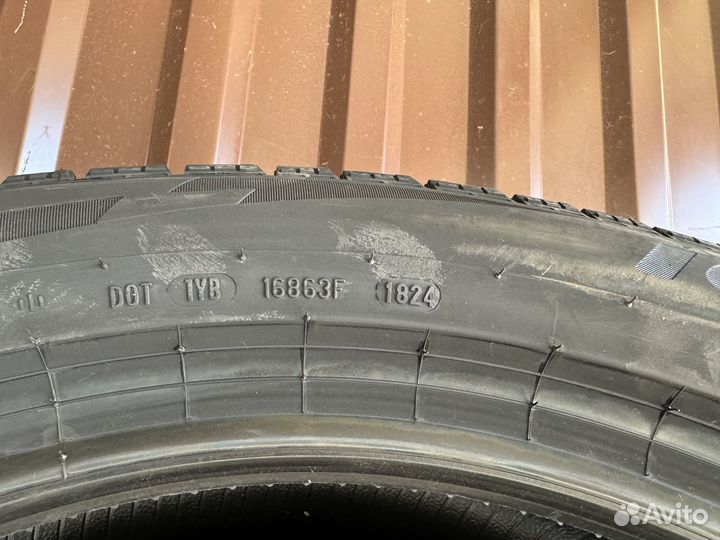 Pirelli Ice Zero FR 255/50 R20 109H