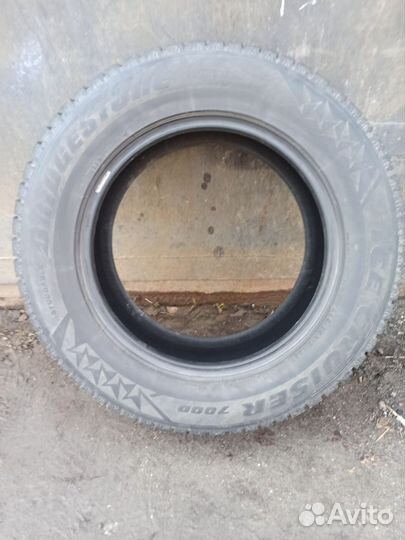 Bridgestone Ice Cruiser 7000 235/65 R17