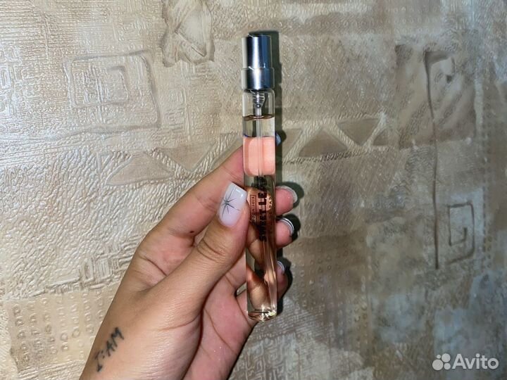 Room 1015 sweet leaf