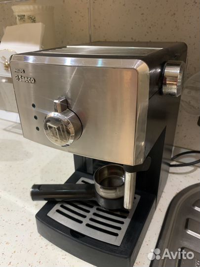 Кофеварка рожковая saeco philips