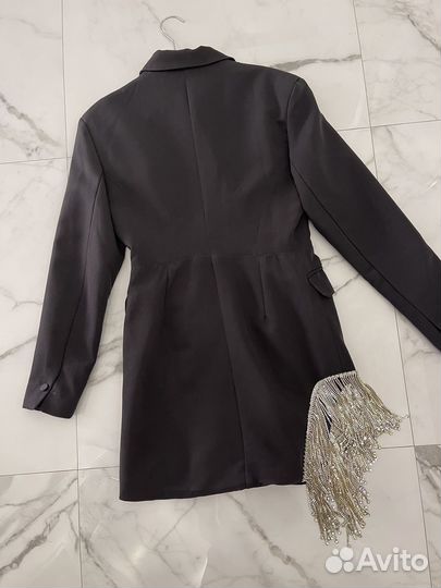 Платье пиджак новое 42-44