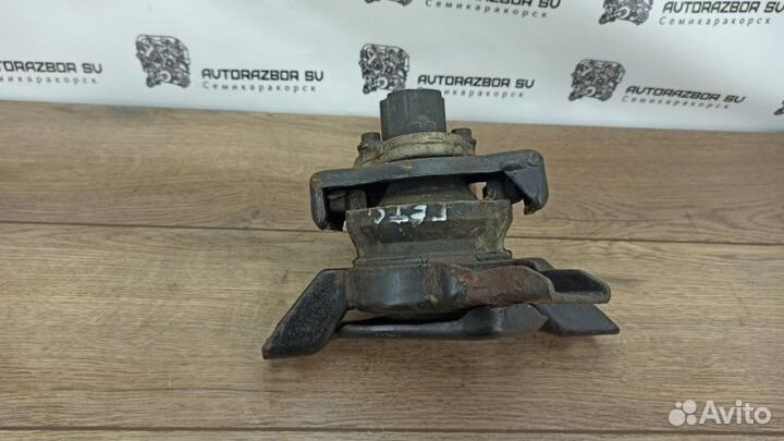 Подушка двигателя передняя правая Hyundai Getz
