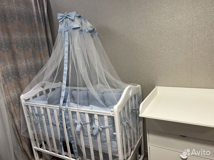 Детская кроватка