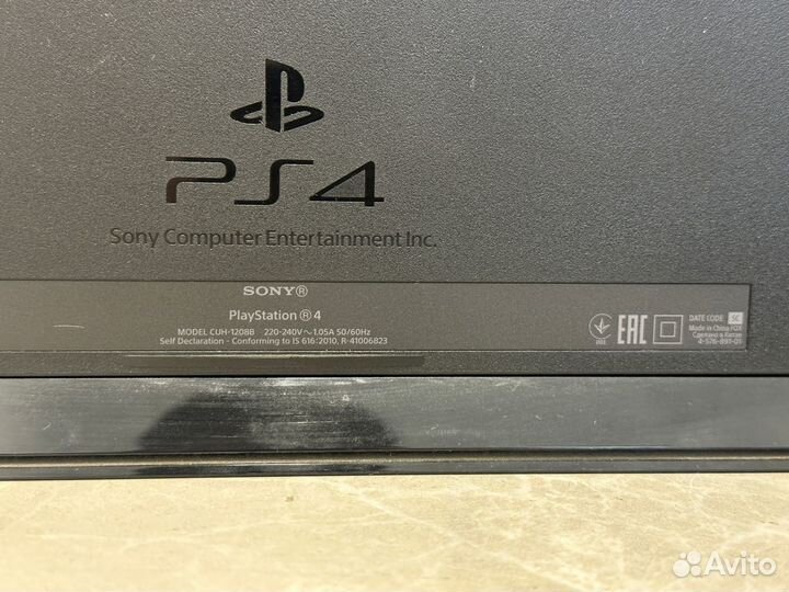 Sony PlayStation 4 1 tb CUH - 1208B