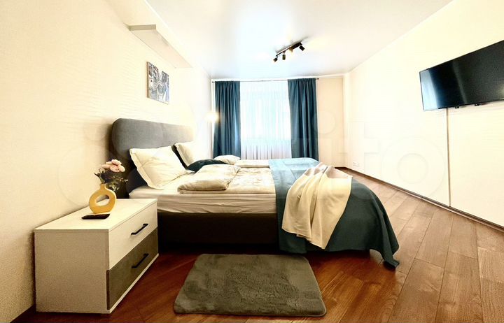 2-к. квартира, 72 м², 4/10 эт.