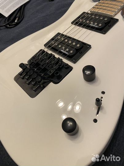 Электрогитара Jackson JS32 Dinky DKA-M White