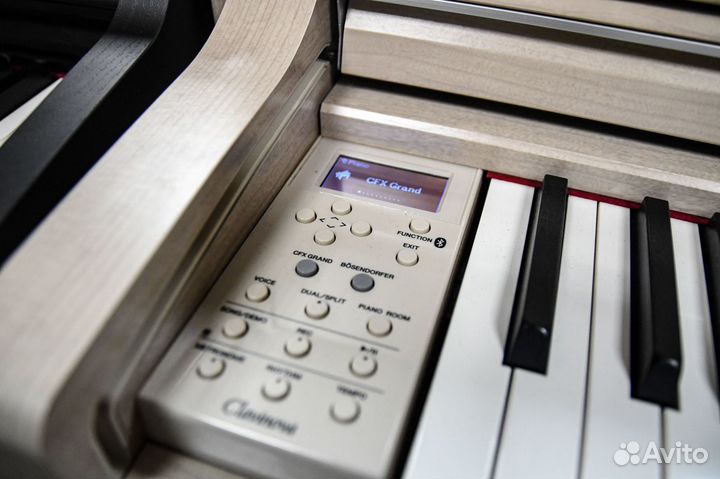 Цифровое пианино Yamaha