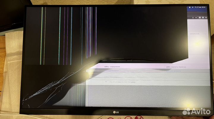 Монитор LG 27UL850-W 27” 4k (экран поврежден)