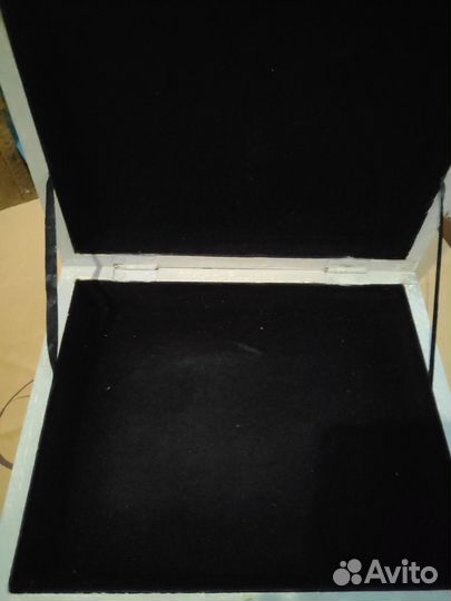 Деревянная шкатулка большая резная