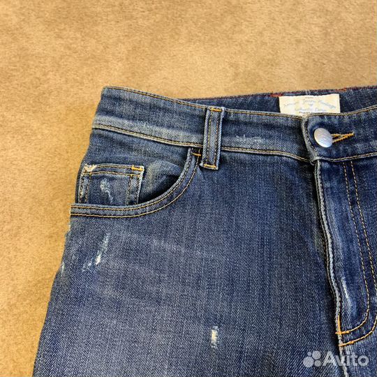 Джинсы Armani оригинал 24р