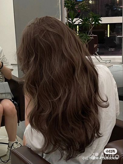 Модель на окрашивание/камуфляж седины