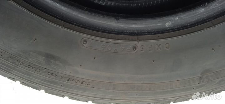 Nitto NT421Q 225/65 R17 106V