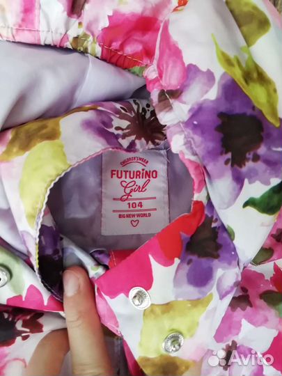 Ветровка для девочки