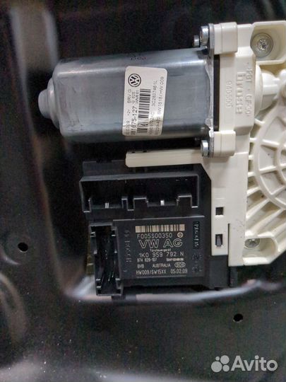 Стеклоподъемник электрический Volkswagen Passat 6