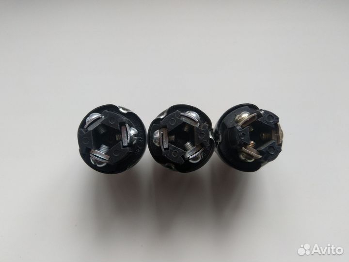 Кнопка включения массы авар 11370401