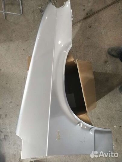 Крыло переднее правое ваз 2114